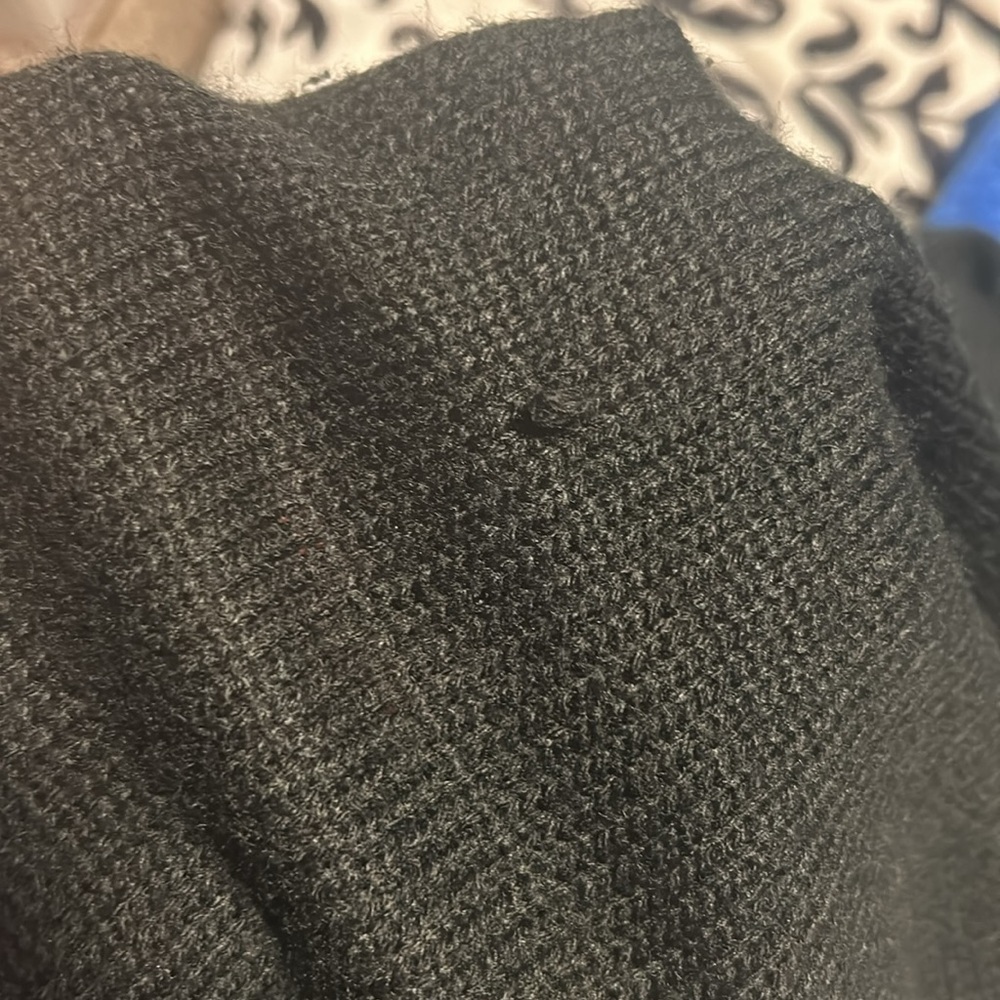 Heart Crewneck Knitted Sweater- size xxl - Picture 12 of 12